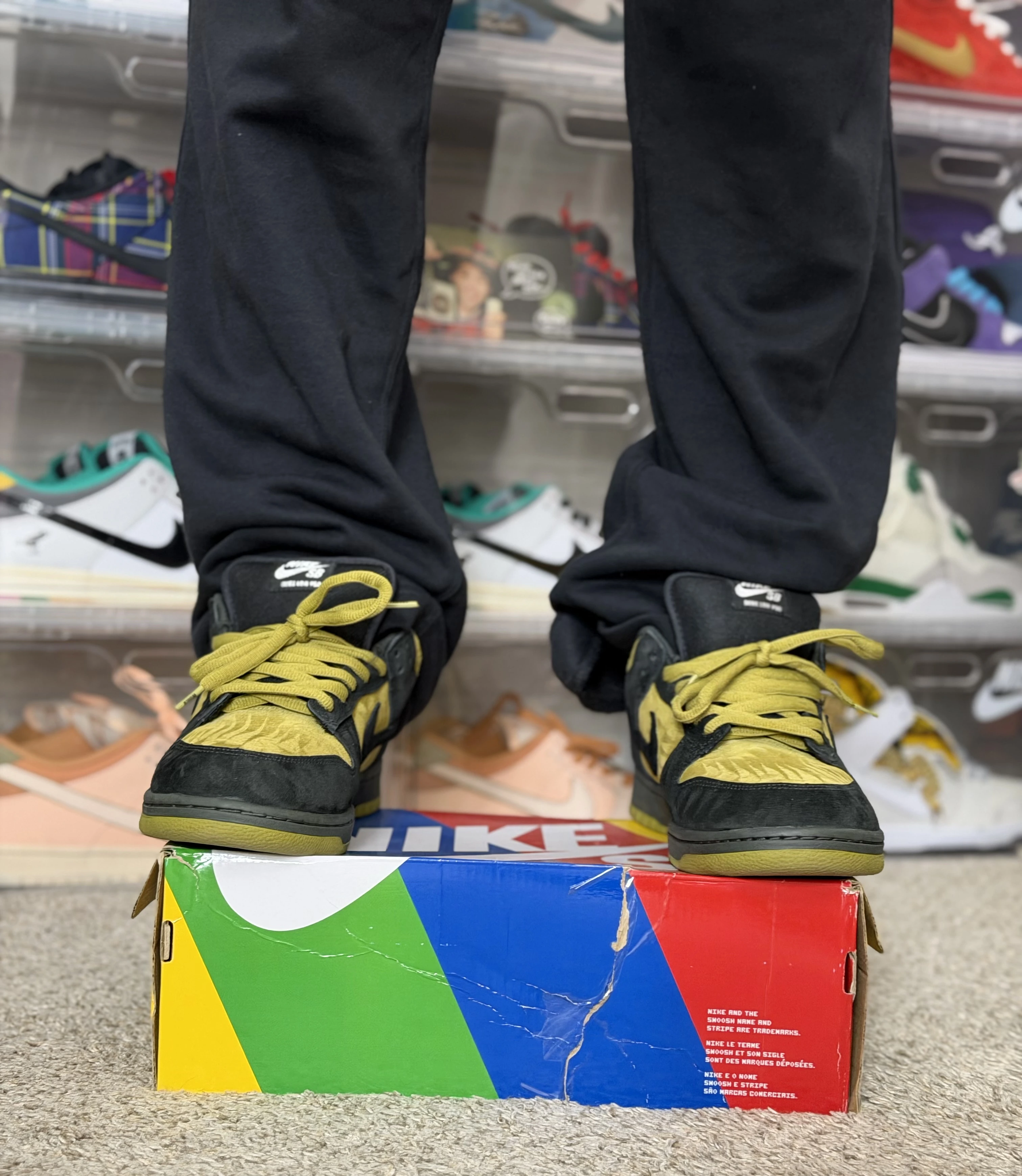 SB Obsessor standing on a supported Nike SB box